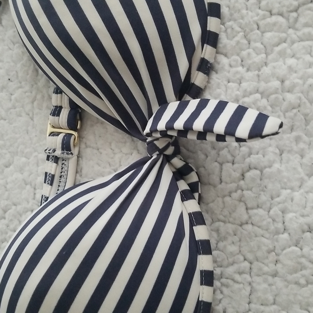 Xhilaration Women's Bikini Top - Picture 3 of 10